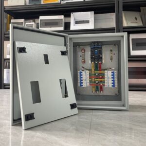 Low 12V 48V 24V Capacities Power Distribution Board Switchgear 100A 32A Electrical Equipment Supplies 240V Capabilities Type