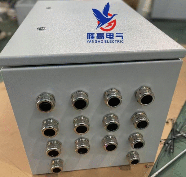 YanGao Box Electric Distribution Box Metal Enclosure with Stainless Steel Waterproof Connector and Copper Busbar - Image 2