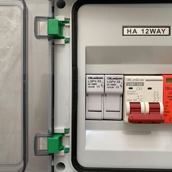 YanGao Box 500V 2 Input 2 Output 2 String Solar PV Combiner Box DC Circuit Breaker - Image 3
