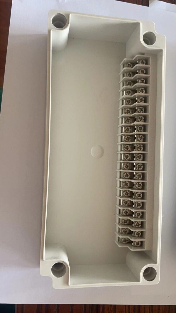 Cctv Ip66 Ip67 Pbc Plastic Flat Terminal Box Outdoor Waterproof and Flame-proof Customized Wiring Case - Image 5