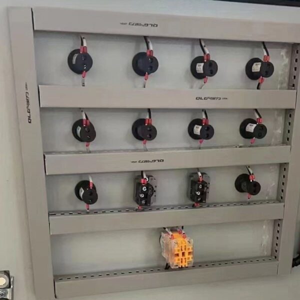 Low Voltage 12v Power Distribution Board Switchgear 100A 32A Capabilities Equipment Supplies with 240v Capability - Image 6